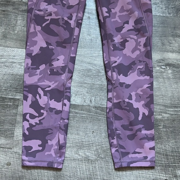 #102. Lululemon Time To Sweat Crop 23" - Picture 8 of 14